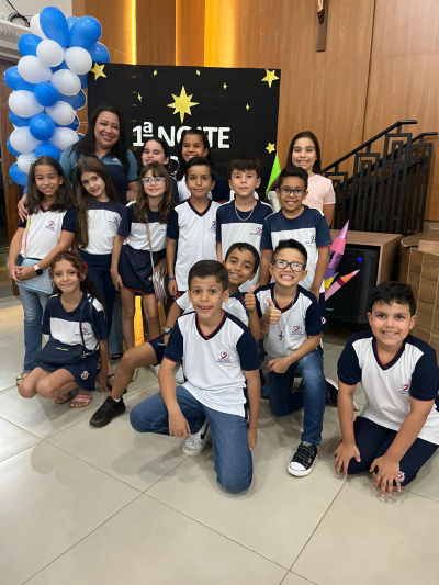 Estrelas literárias da Escola Padre José de Anchieta.