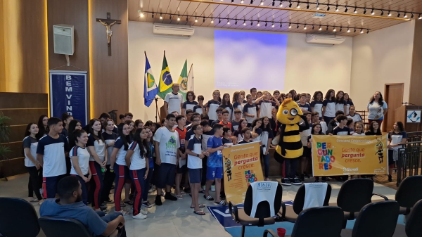 Abertura da Gincana Cooperativa- Ensino Fundamental 2 e Ensino Médio.