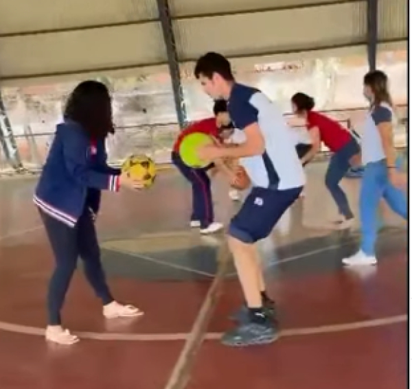 Troca R&iacute;tmica de Bolas!