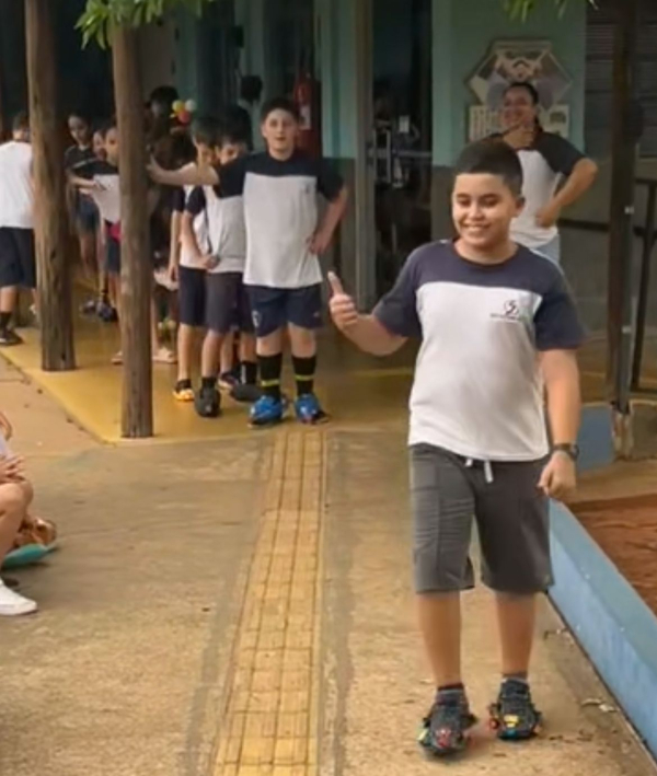 Semana da crian&ccedil;a: Dia do sapato Maluco!🥰  5&deg; ano.