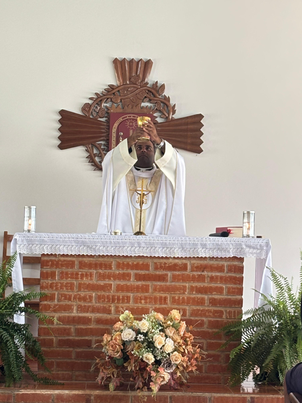 Mensagem do nosso querido pároco, Padre Celso de Jesus.