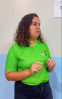 Aprender ingl&ecirc;s tamb&eacute;m pode ser divertido! 🎶✨