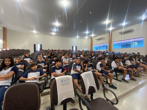 Brasil Ind&iacute;gena, tema da palestra com o Fundamental II e Ensino M&eacute;dio, da escola Pe. Jos&eacute; de Anchieta.