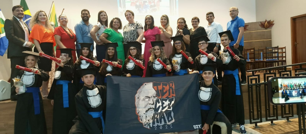 Colação de Grau - 3° Ano, turma 2023.