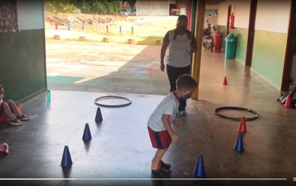Aula de Educa&ccedil;&atilde;o f&iacute;sica - turma nivel I